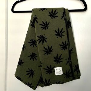 HUF Plantlife Scarf 420 Edition